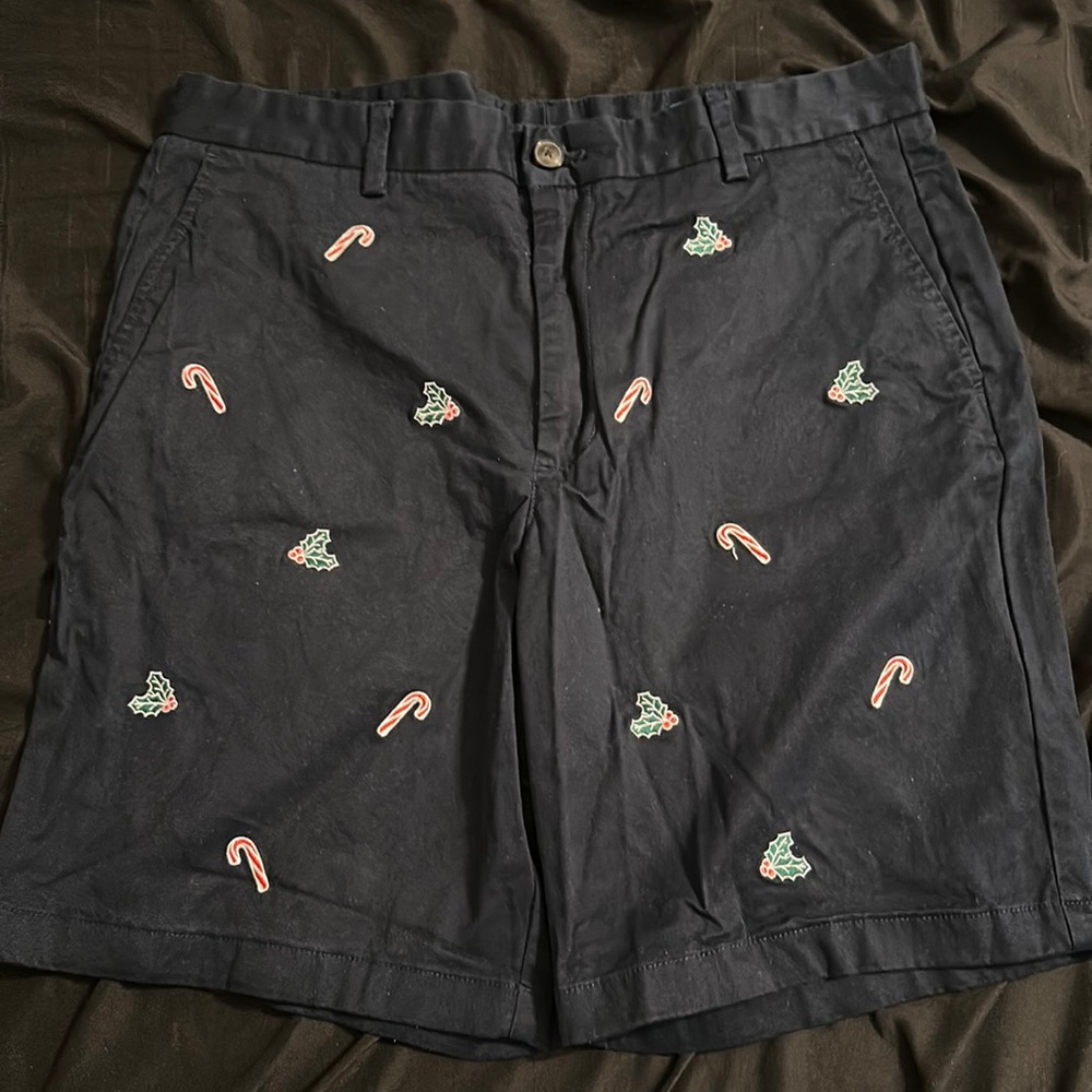 Vineyard Vines Christmas Breaker Short